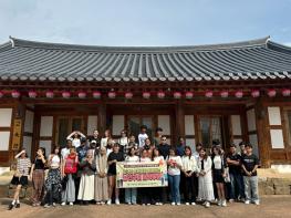 구미 외국인유학생, 산업·문화 체험하며 '낭만구미' 속으로 기사 이미지